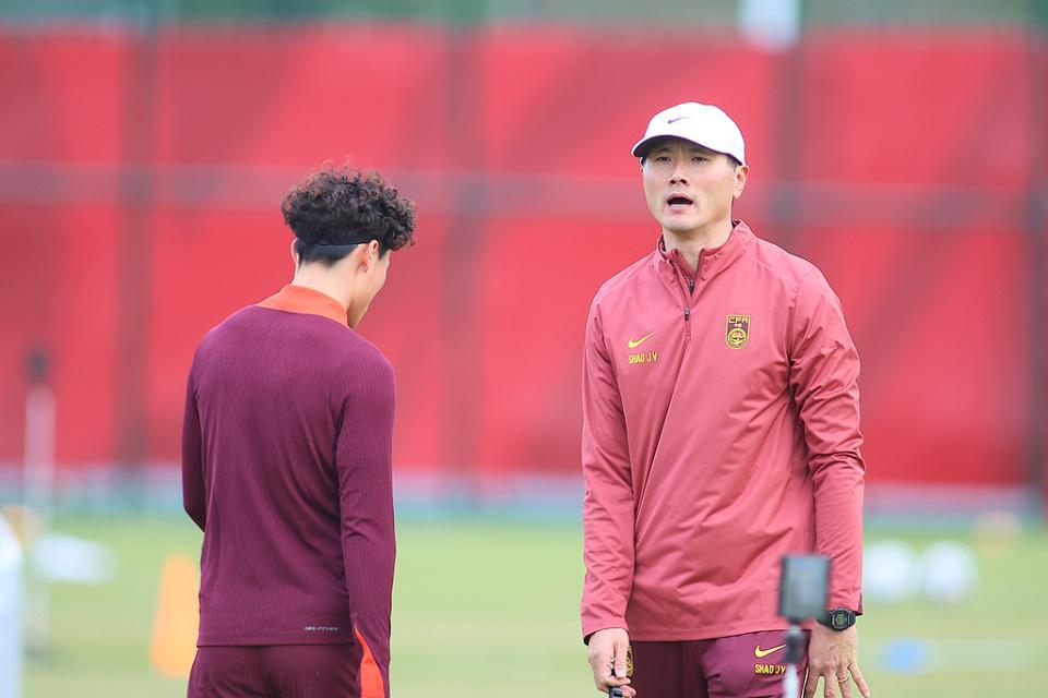 九游体育app官方下载-2-2！国足遭俄超豪门绝平+无缘2连胜 朱鹏宇首球 林良铭连场破门